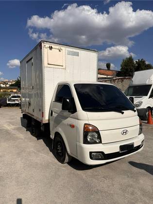 HYUNDAI HR 2.5 LONGO SEM CAÇAMBA 4X2 16V 130CV TURBO INTERCOOLER DIESEL 2P MANUAL HYUNDAI HR 2.5 LONGO SEM CAÇAMBA 4X2 16V 130CV TURBO INTERCOOLER DIESEL 2P MANUAL